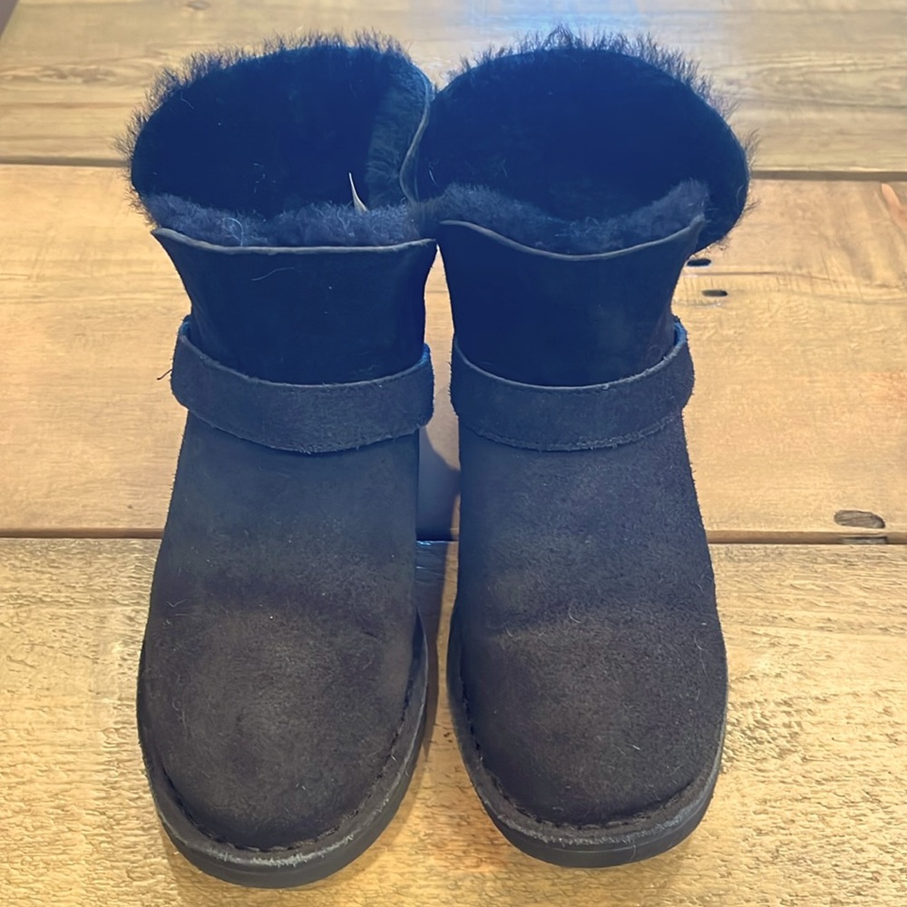 UGG Zariyah Ankle Boots Black 7